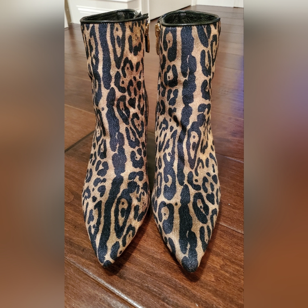 Animal print ankle boots by Steven by Steve Madden